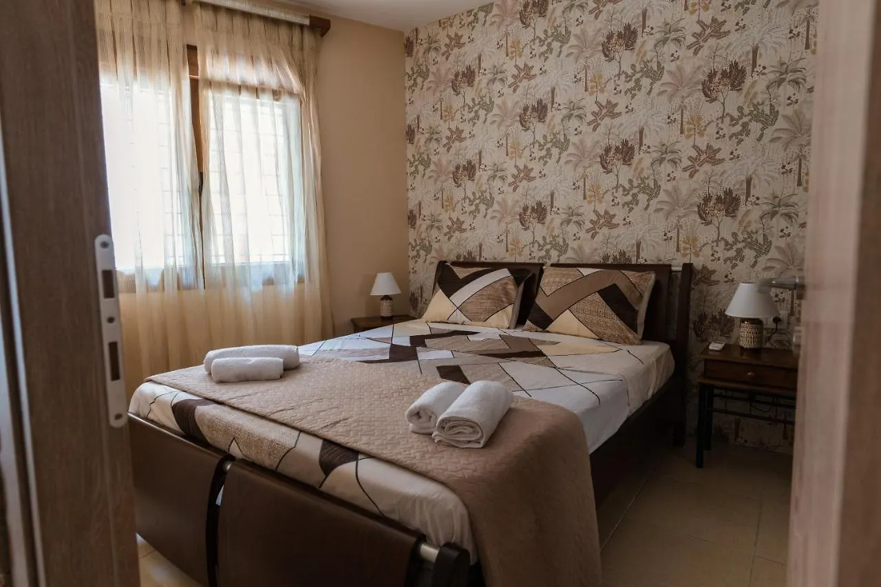 Apartment La Petit Maison Thessaloniki